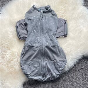 Happiest Baby Gray Star Swaddle for Snoo
